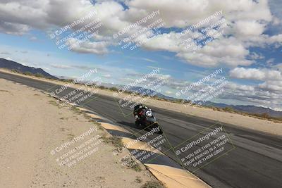 media/Nov-16-2025-Race Pace (Sun) [[8c5fa54630]]/Verified Riders/6-Turn 10 Inside (1145am)/